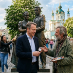 Про «Загублений швейцарський годинник» та київську магію