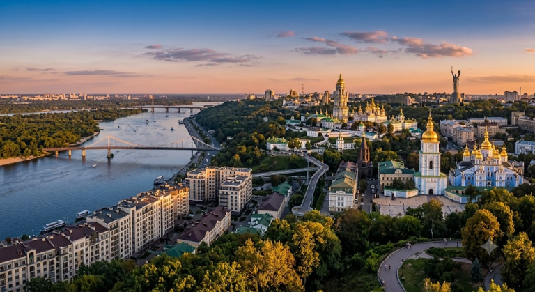 Як прописатися в Києві, якщо немає власного житла: усі легальні способи та юридичні нюанси
