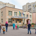 Чи можна влаштувати дитину в садок у Києві без прописки?